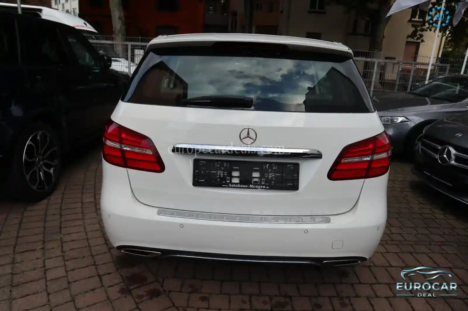 Mercedes-Benz B 220
