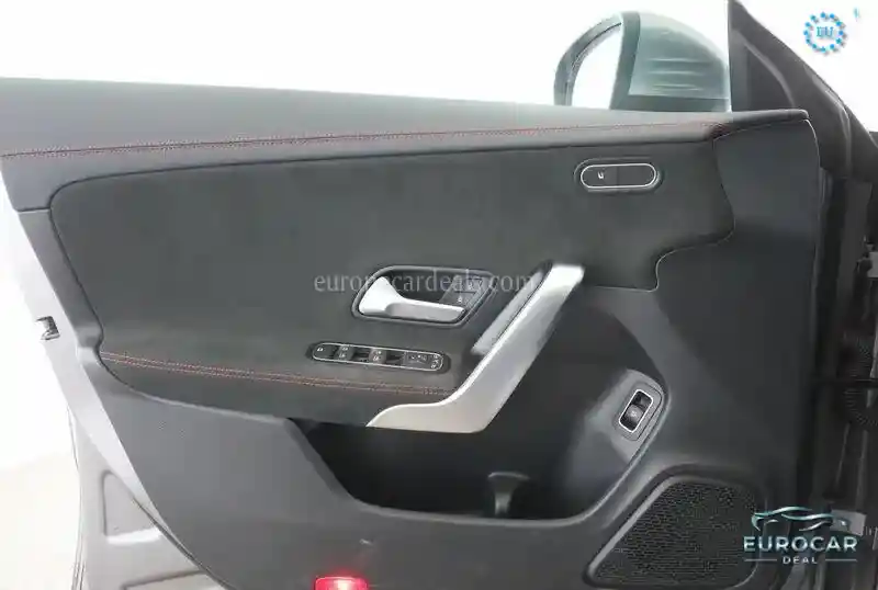 Mercedes-Benz CLA 35 AMG