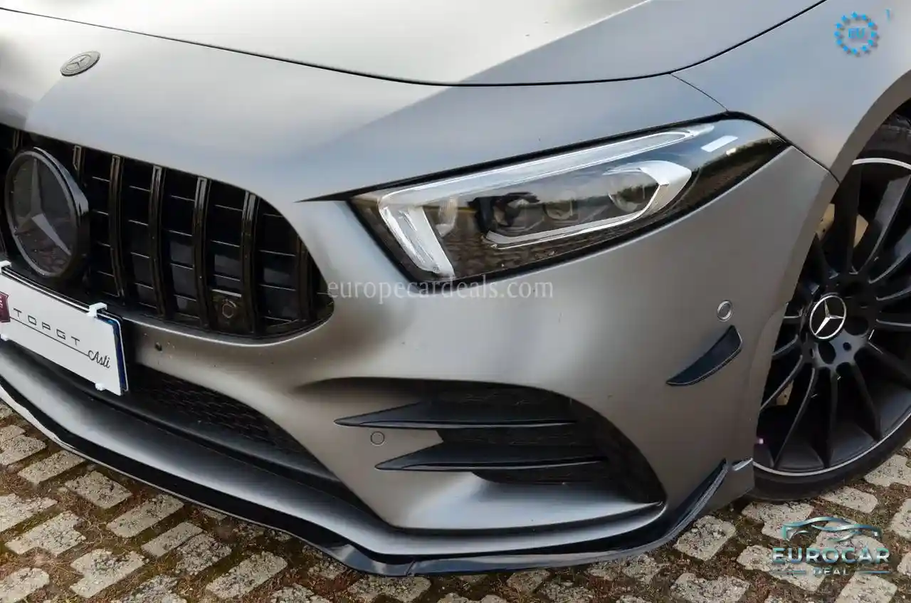 Mercedes-Benz A 35 AMG