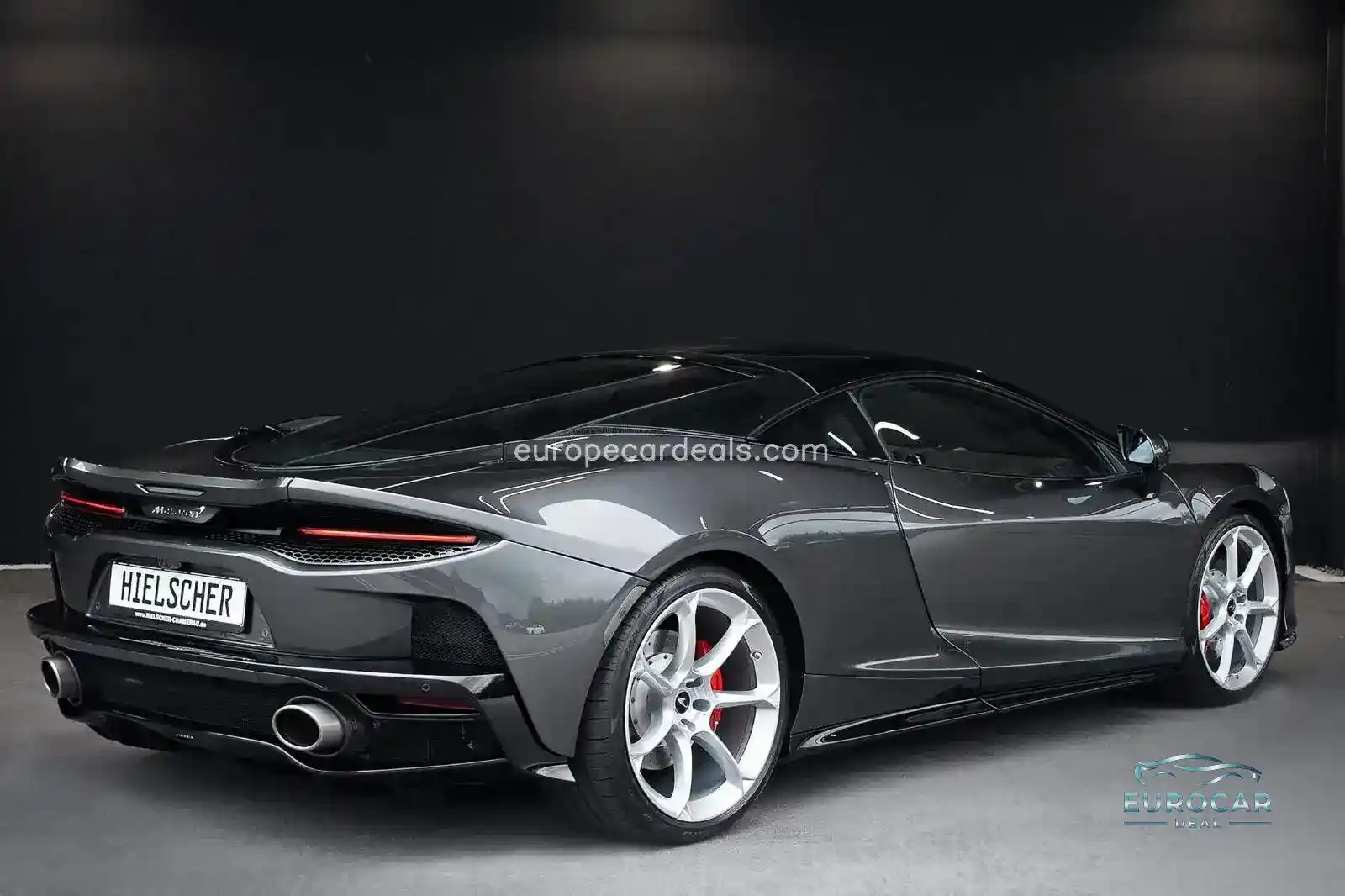 McLaren GT