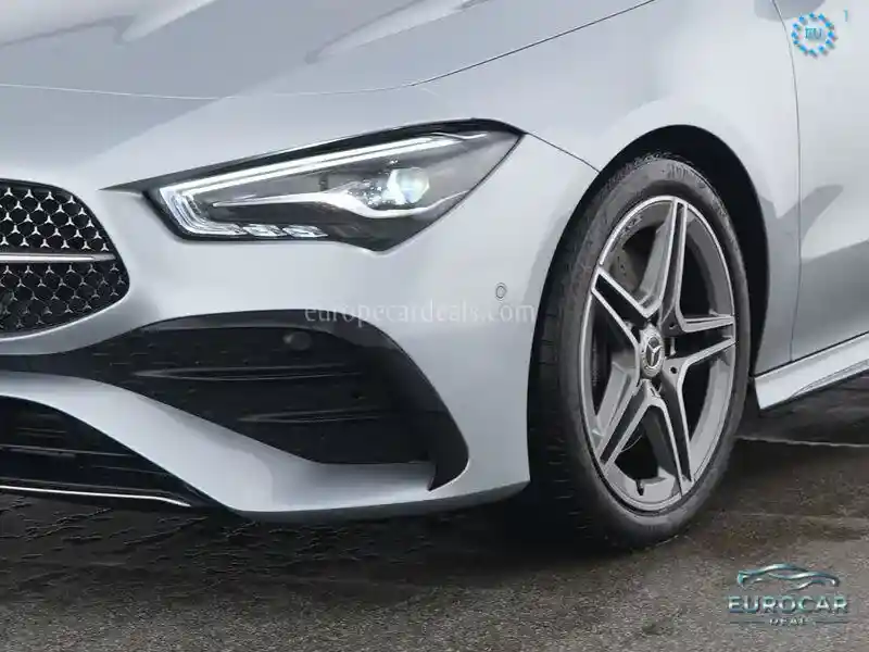 Mercedes-Benz CLA 200 Shooting Brake