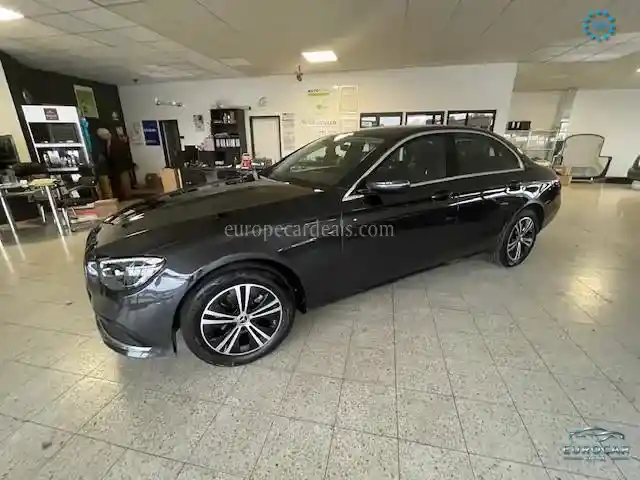 Mercedes-Benz E 220