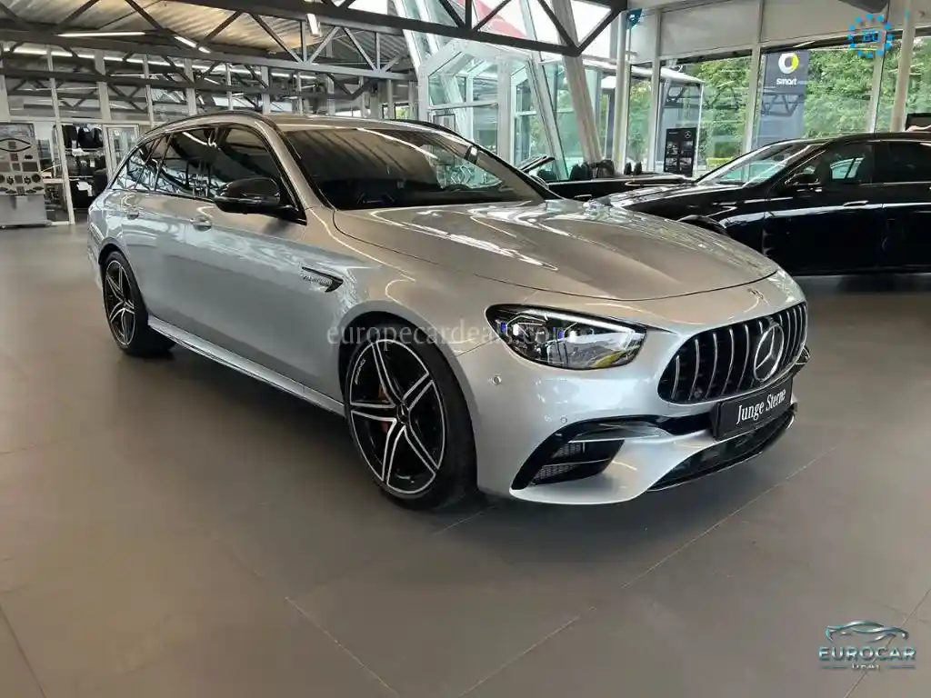 Mercedes-Benz E 63 AMG