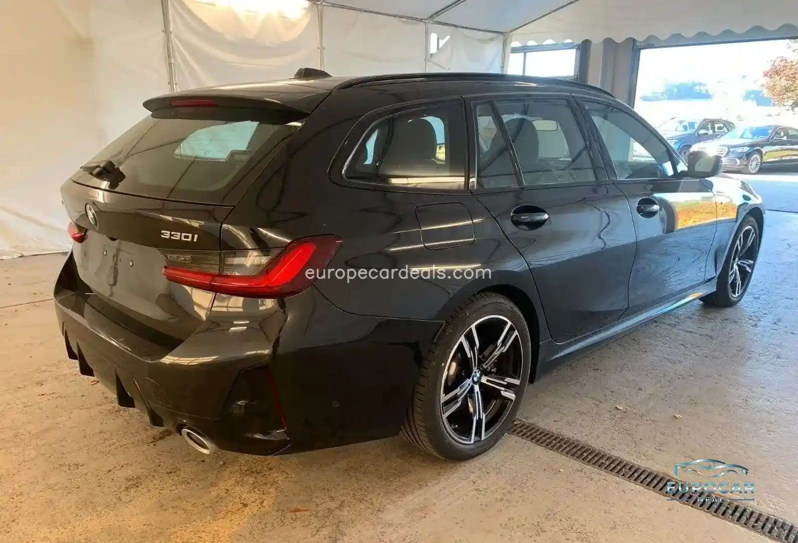BMW 330