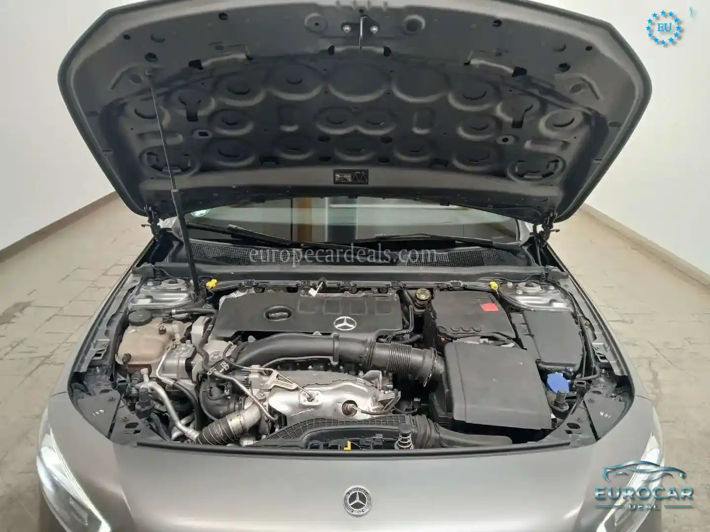 Mercedes-Benz A 220
