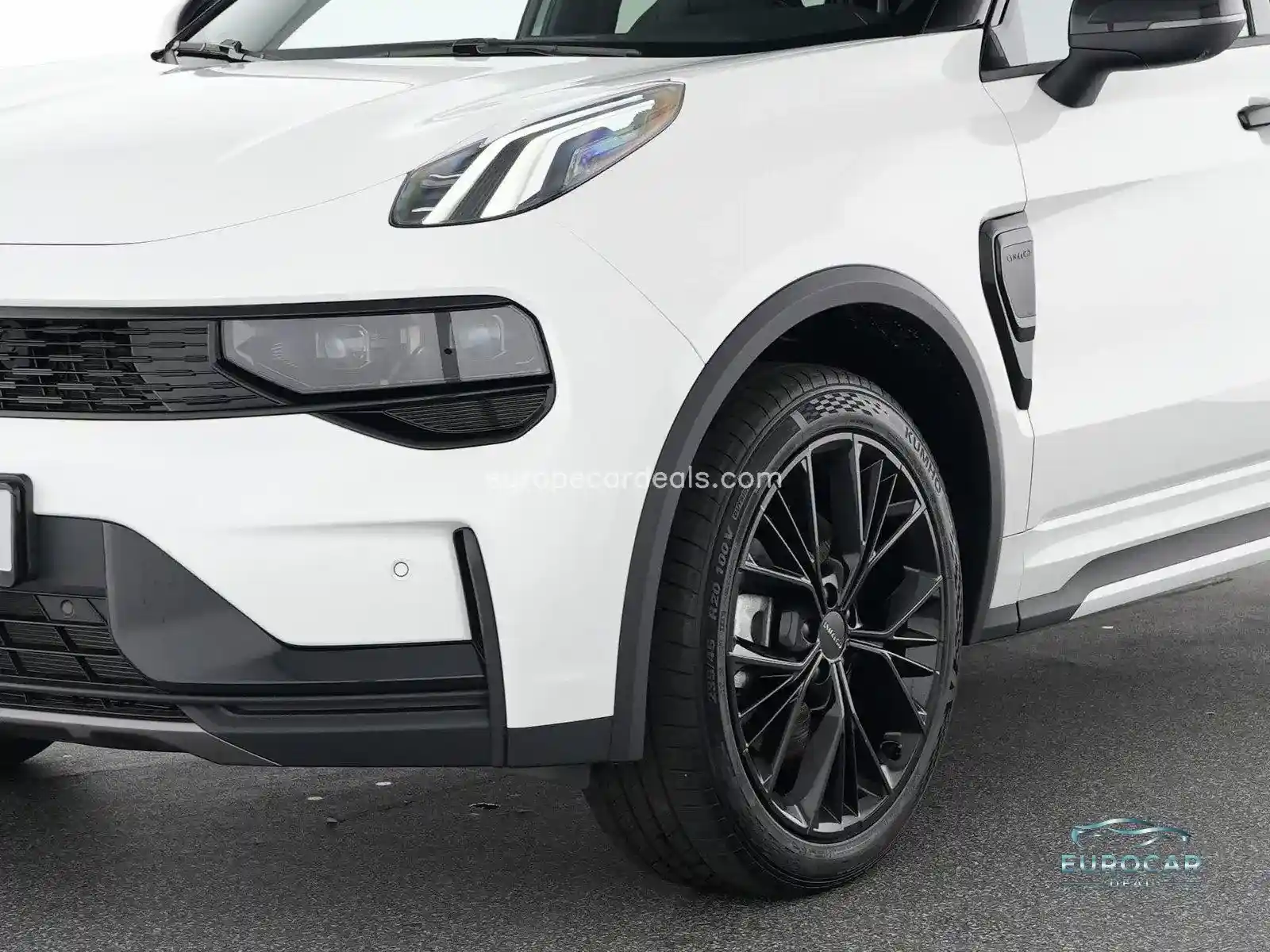 Lynk&Co 01