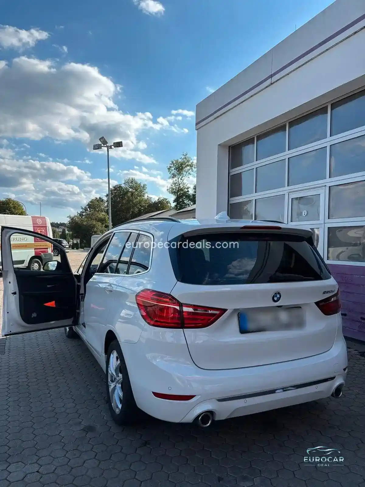 BMW 220