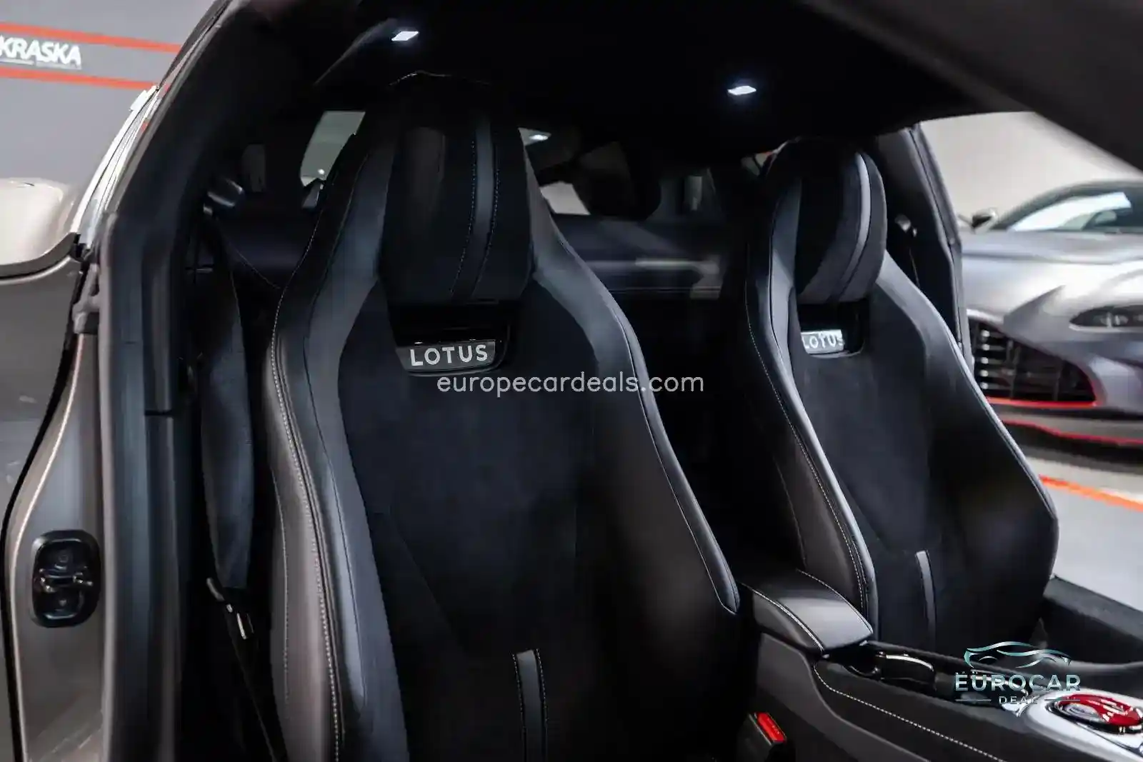 Lotus Emira