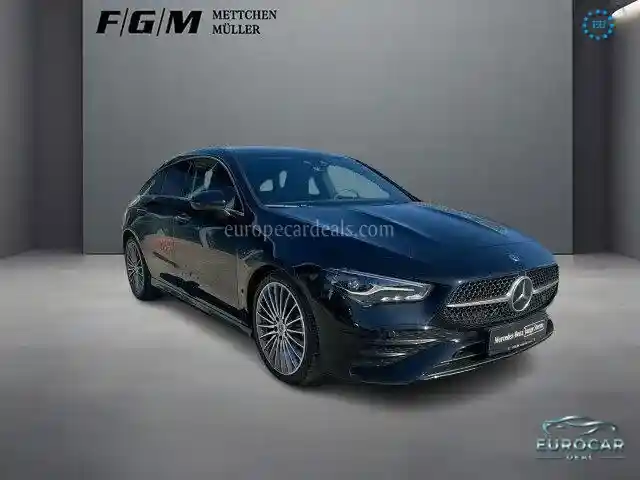Mercedes-Benz CLA 200 Shooting Brake