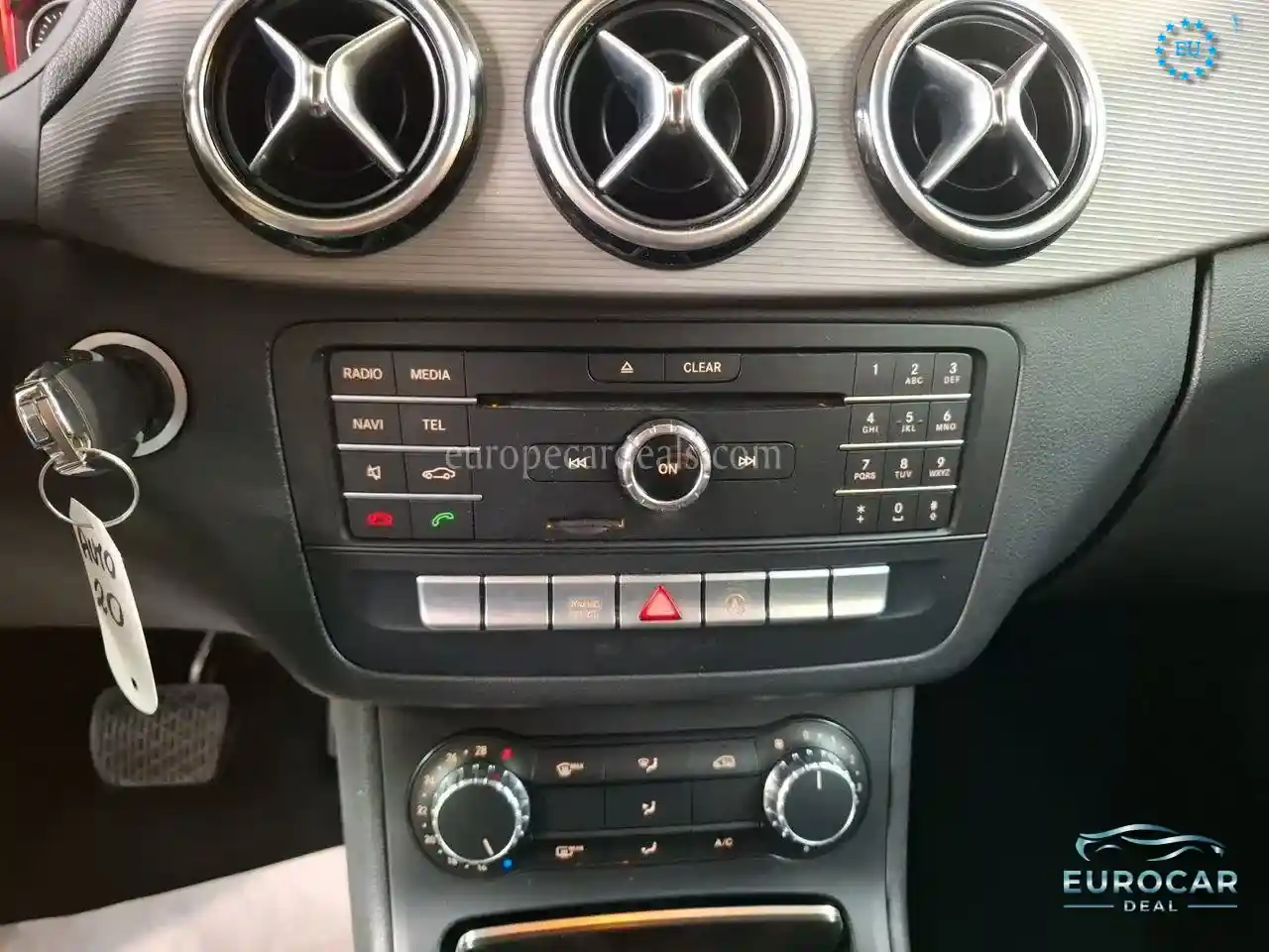Mercedes-Benz B 200