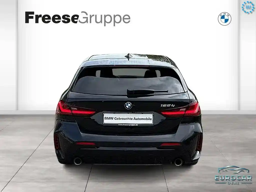 BMW 128