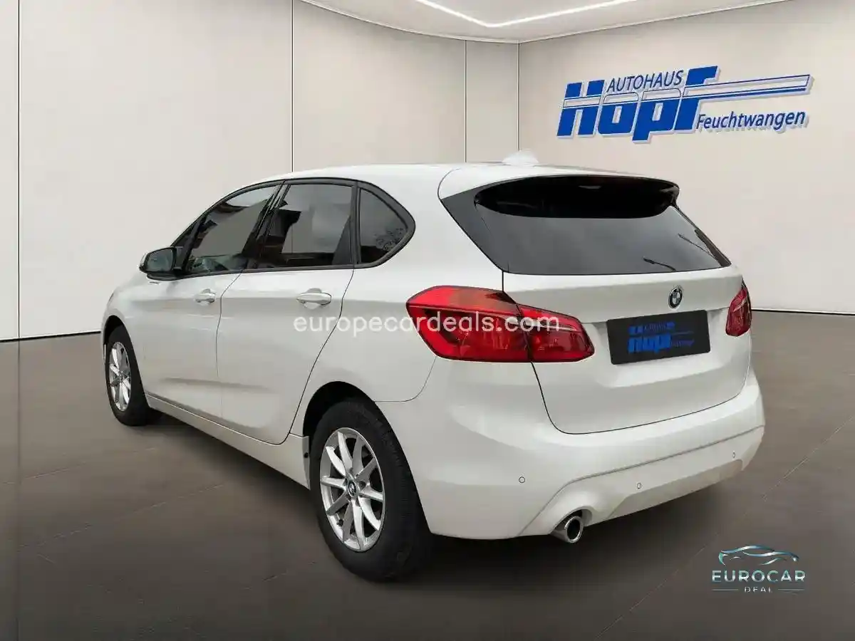 BMW 218