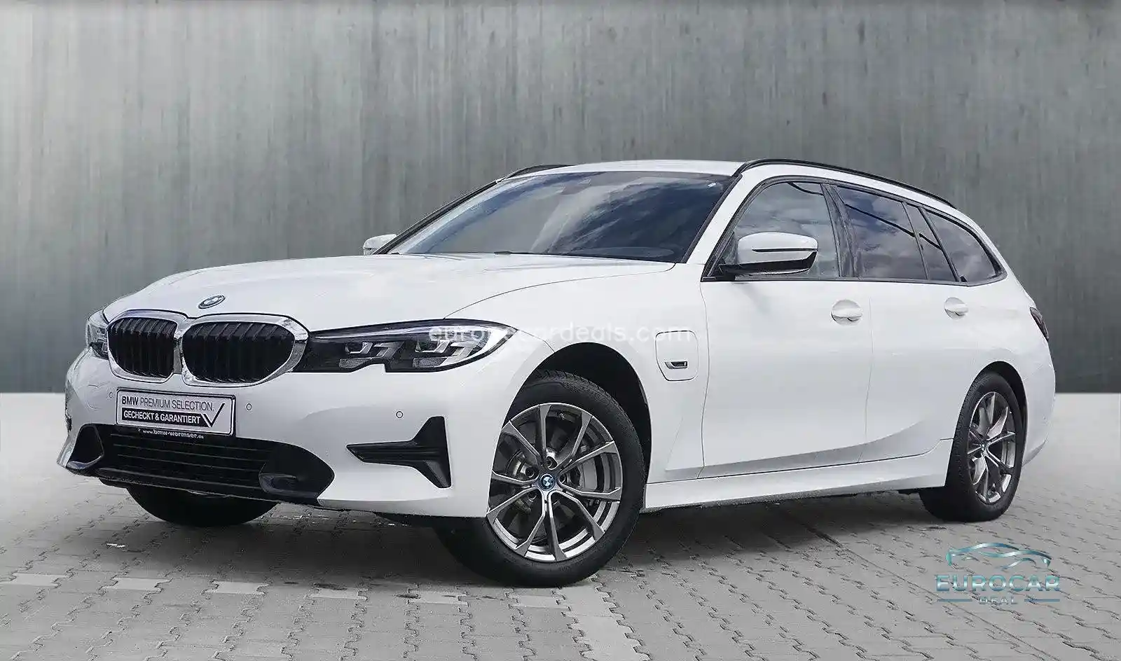 BMW 330