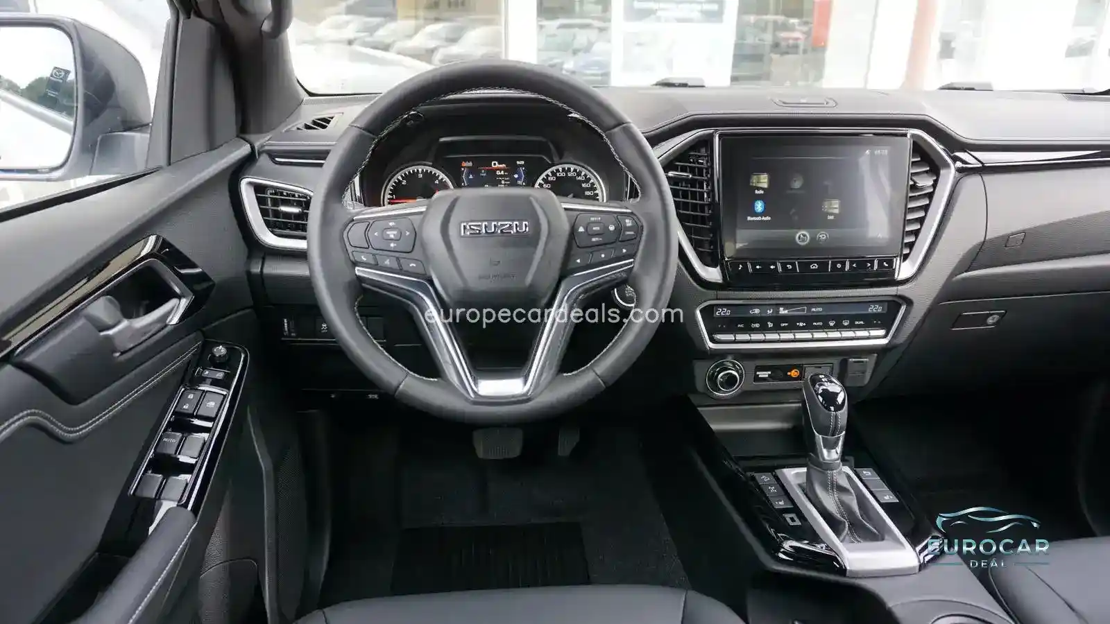 Double Cap 4WD V-Cross A/T *AKTION*