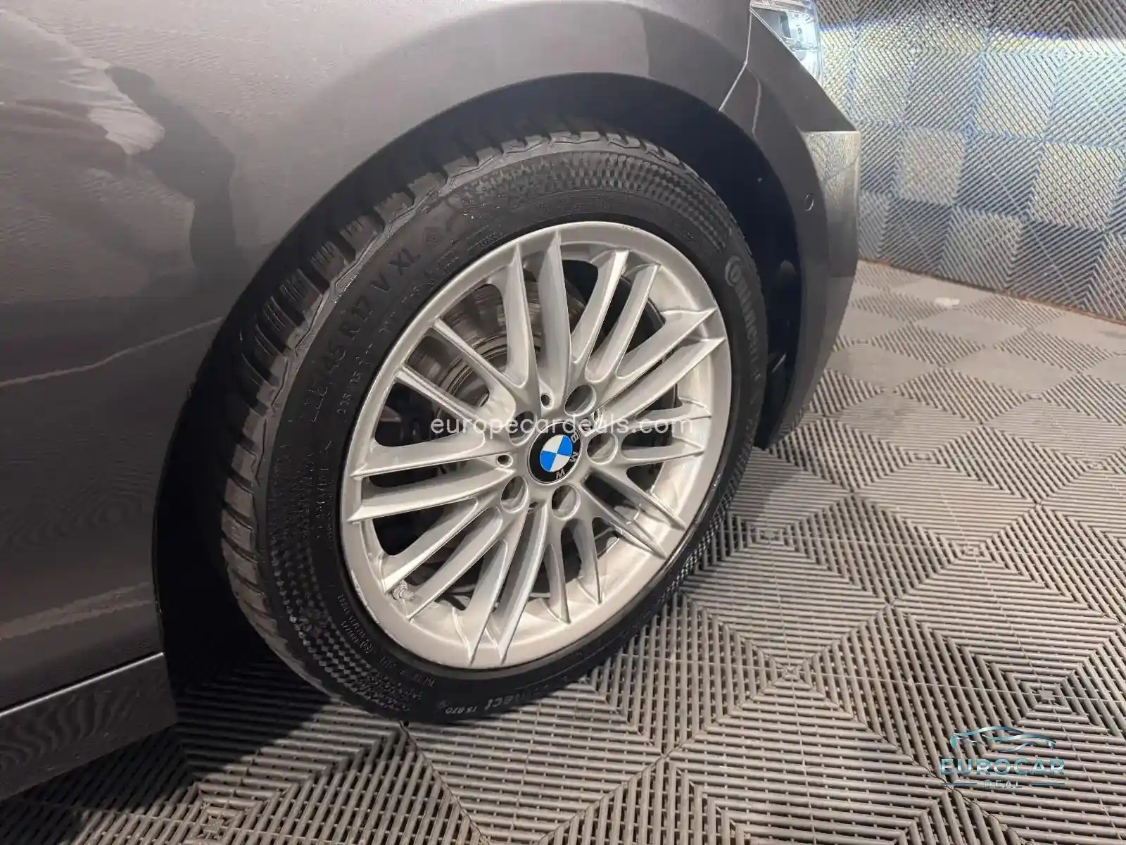BMW 230