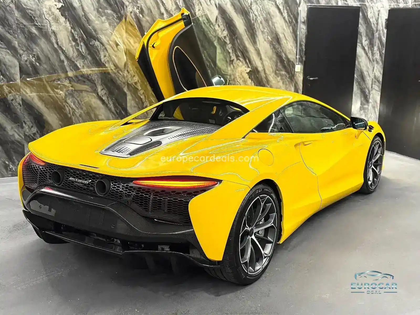 McLaren Artura