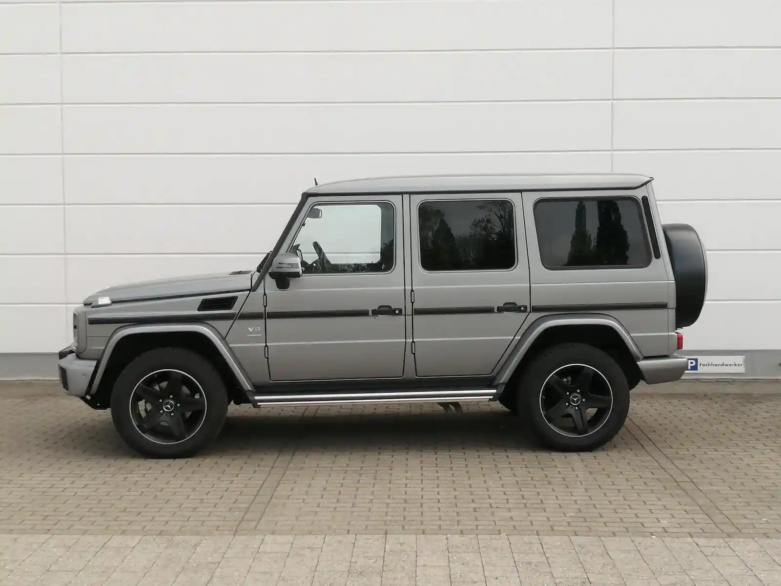 Mercedes-Benz G 500