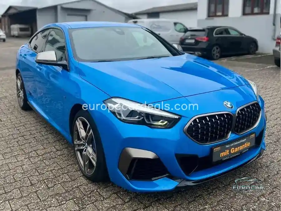BMW M235