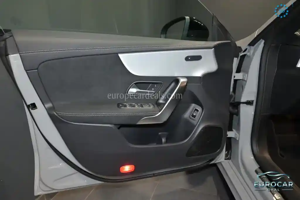 Mercedes-Benz CLA 180 Shooting Brake