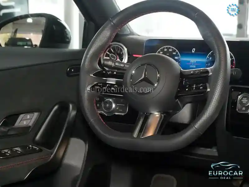 Mercedes-Benz A 220