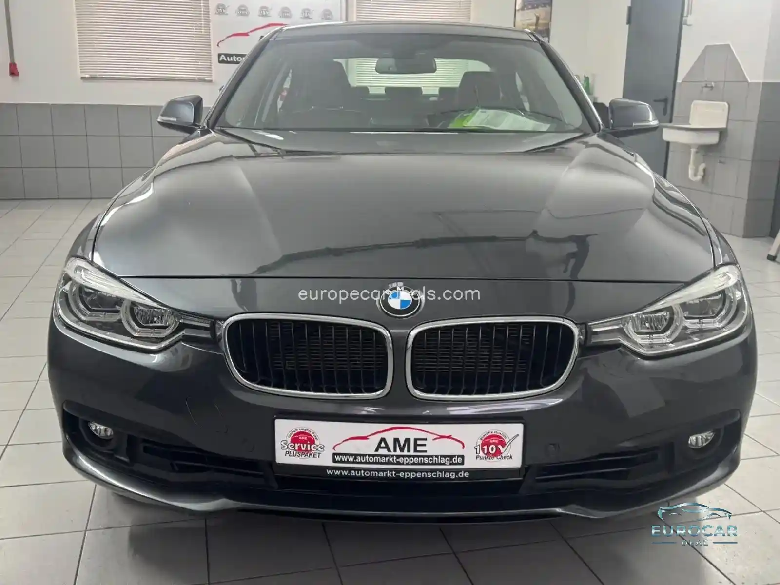 BMW 330