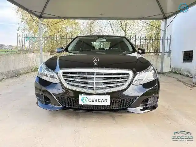 Mercedes-Benz E 200