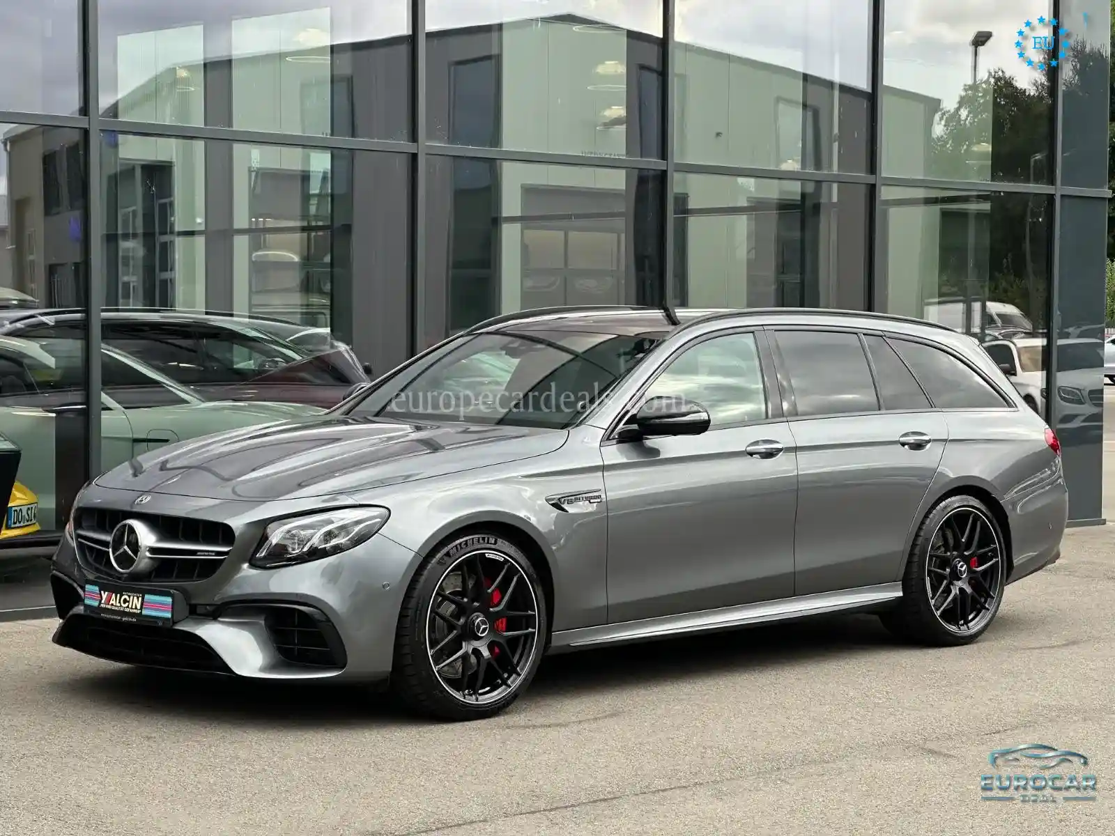 Mercedes-Benz E 63 AMG