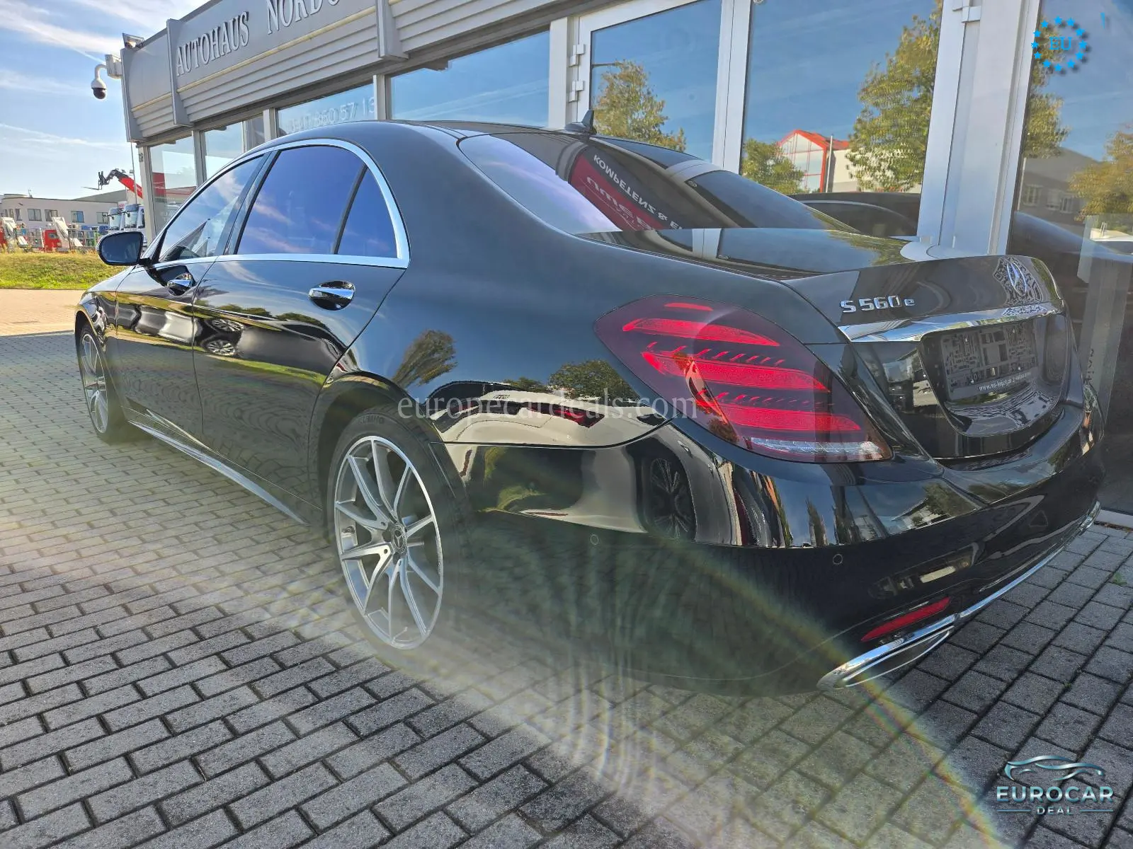 Mercedes-Benz S 560