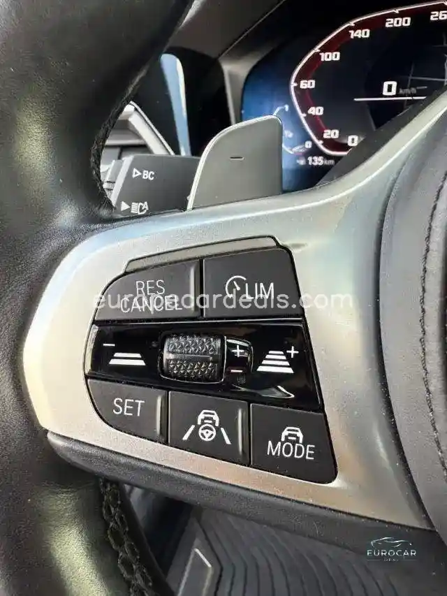 BMW M140i