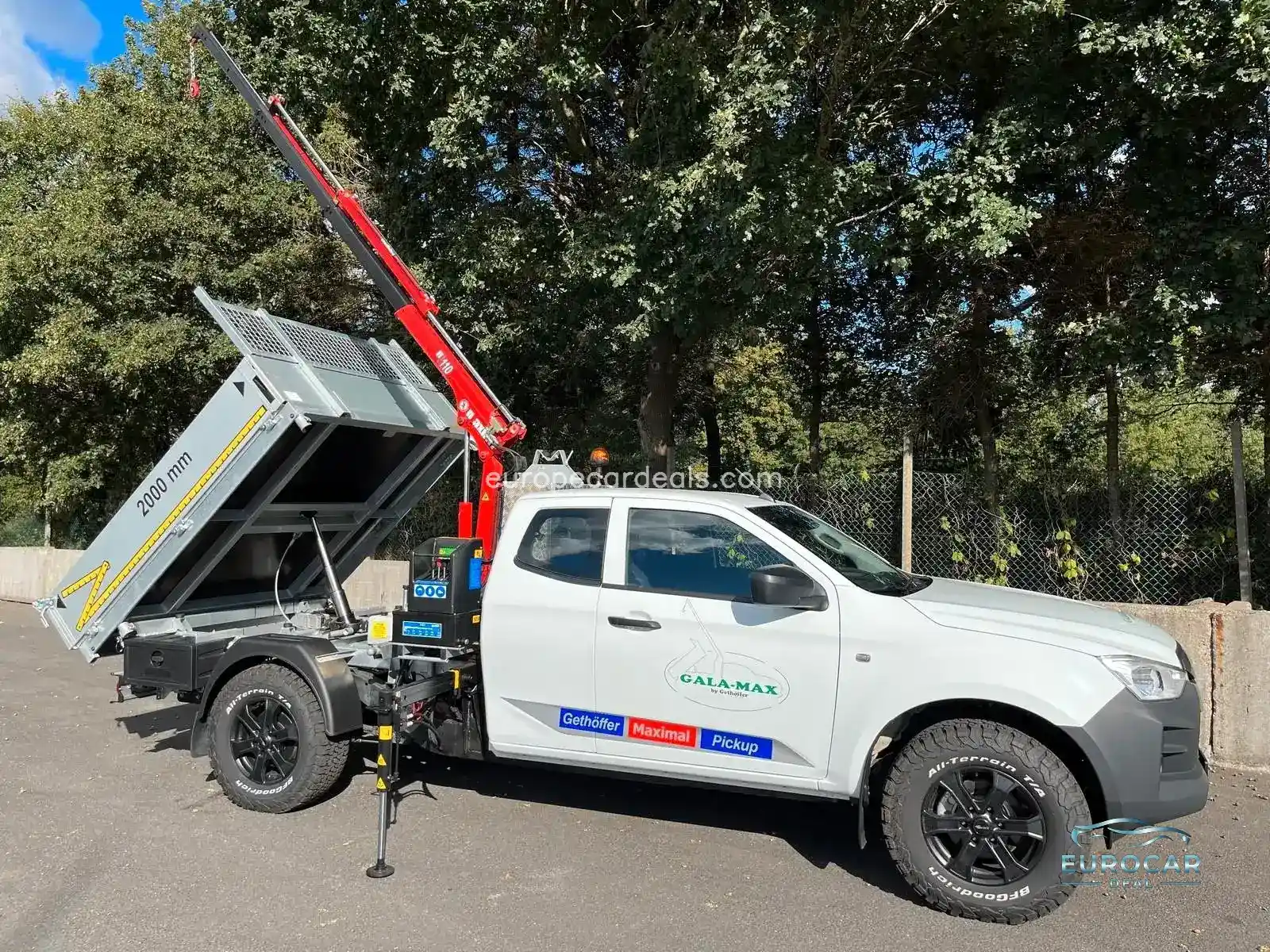 Space Cab L AT BIG-MAX L2 Kipper und Kran