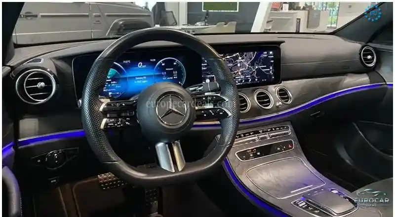 Mercedes-Benz E 300