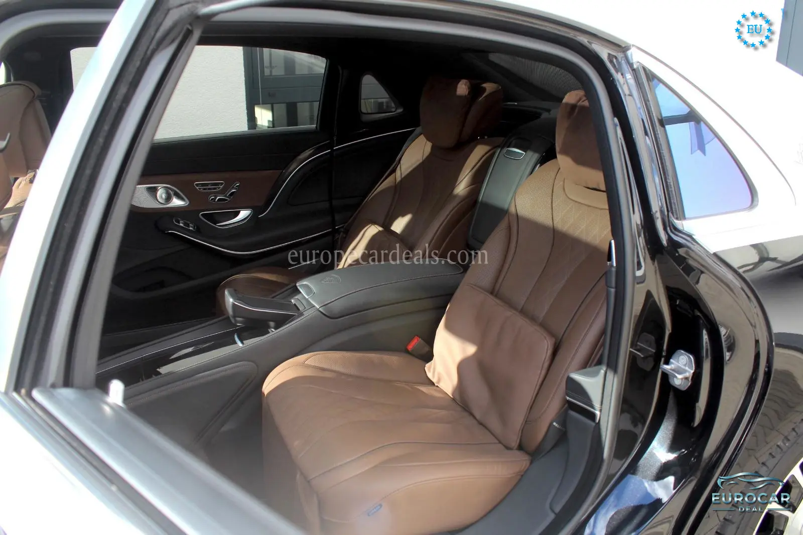 Mercedes-Benz S 560