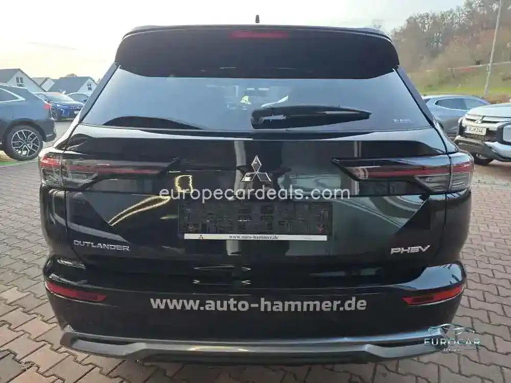 Mitsubishi Plug-in Hybrid Outlander