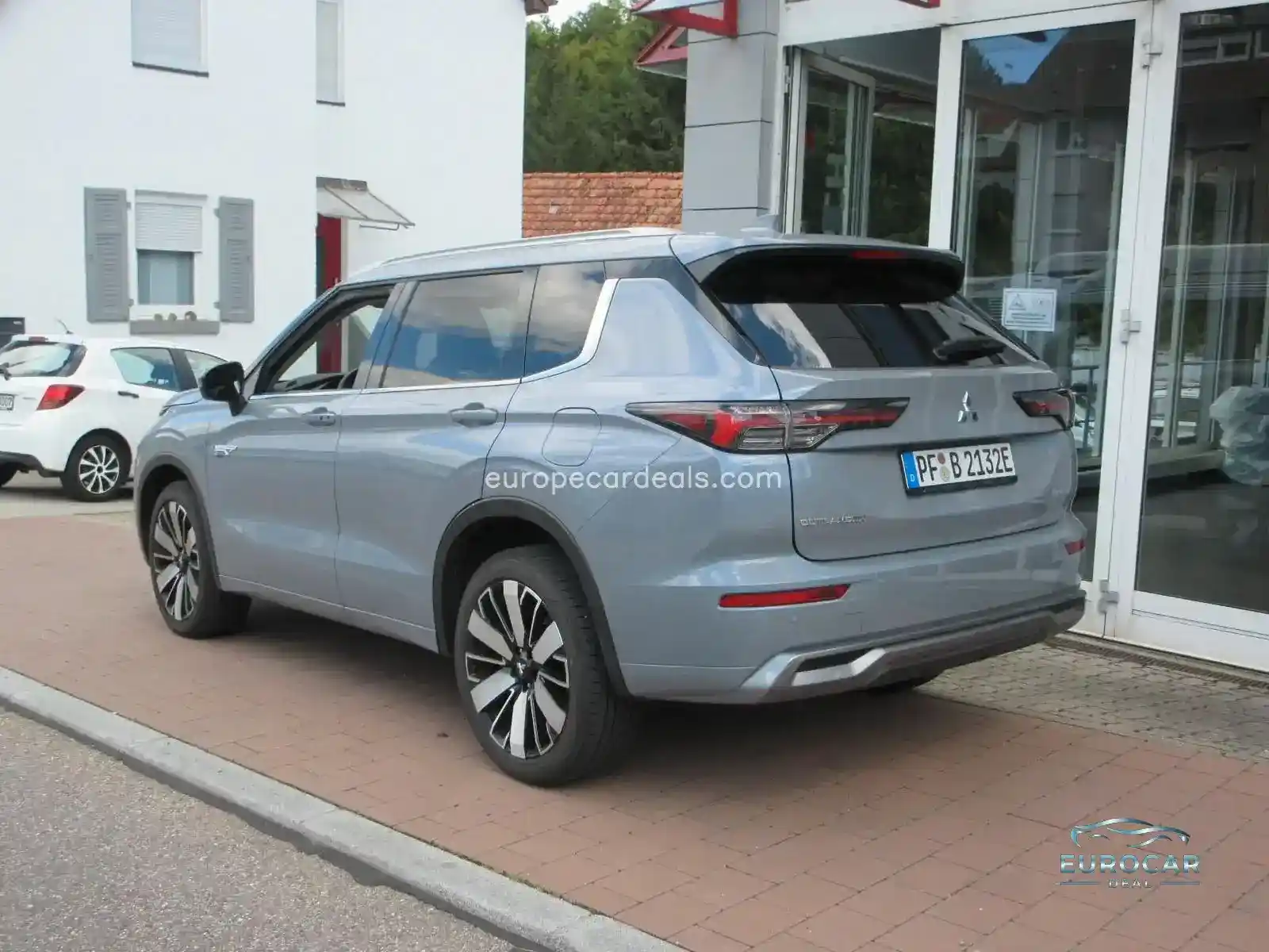 Mitsubishi Plug-in Hybrid Outlander
