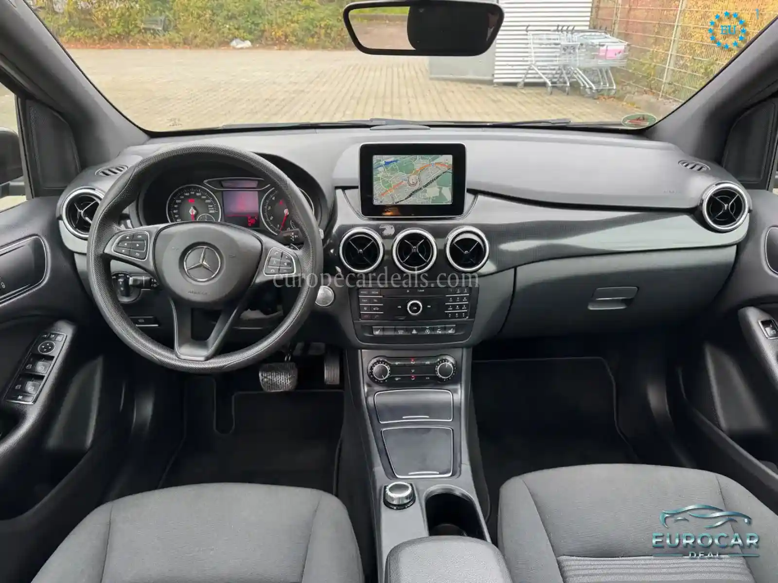 Mercedes-Benz B 220