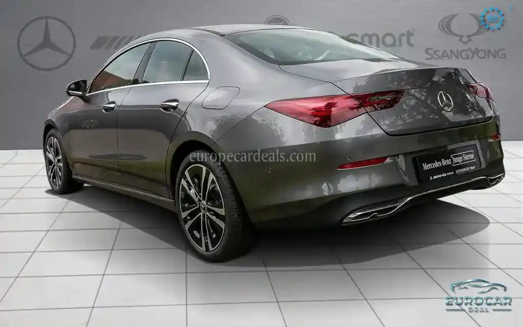Mercedes-Benz CLA 180