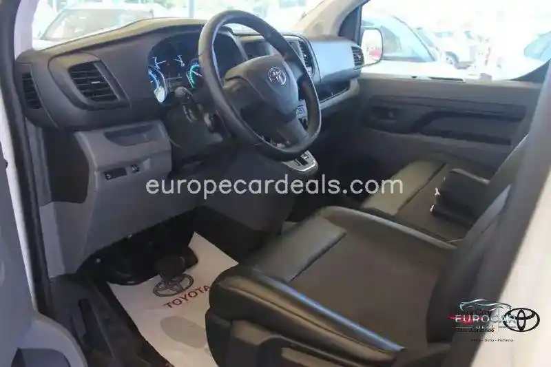Toyota Proace (Verso)