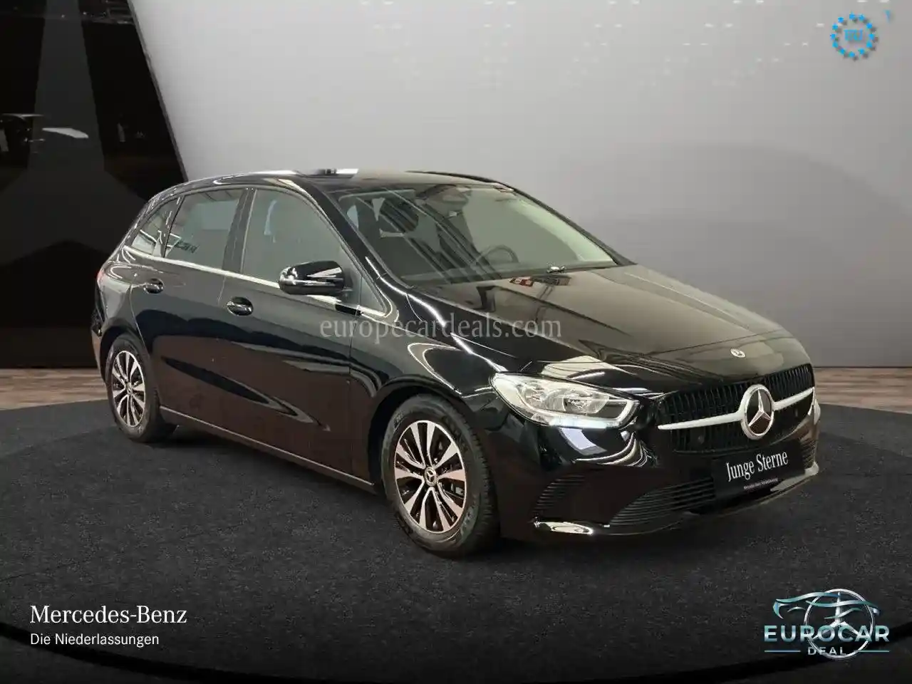 Mercedes-Benz B 180