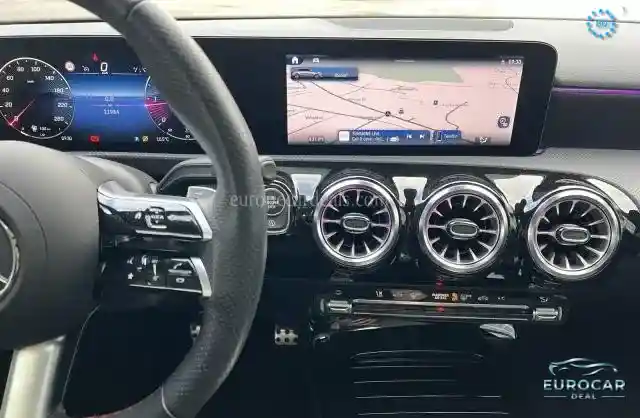 Mercedes-Benz A 220