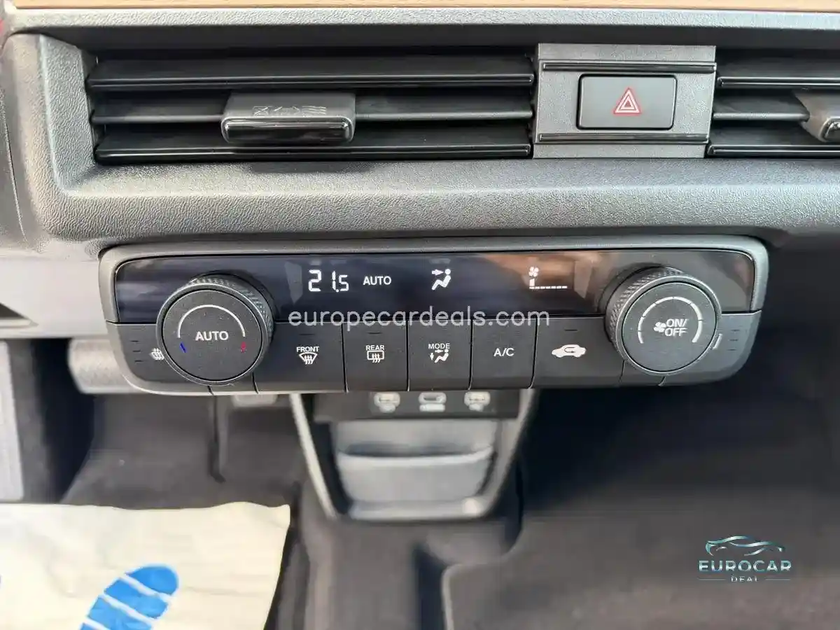 Honda e