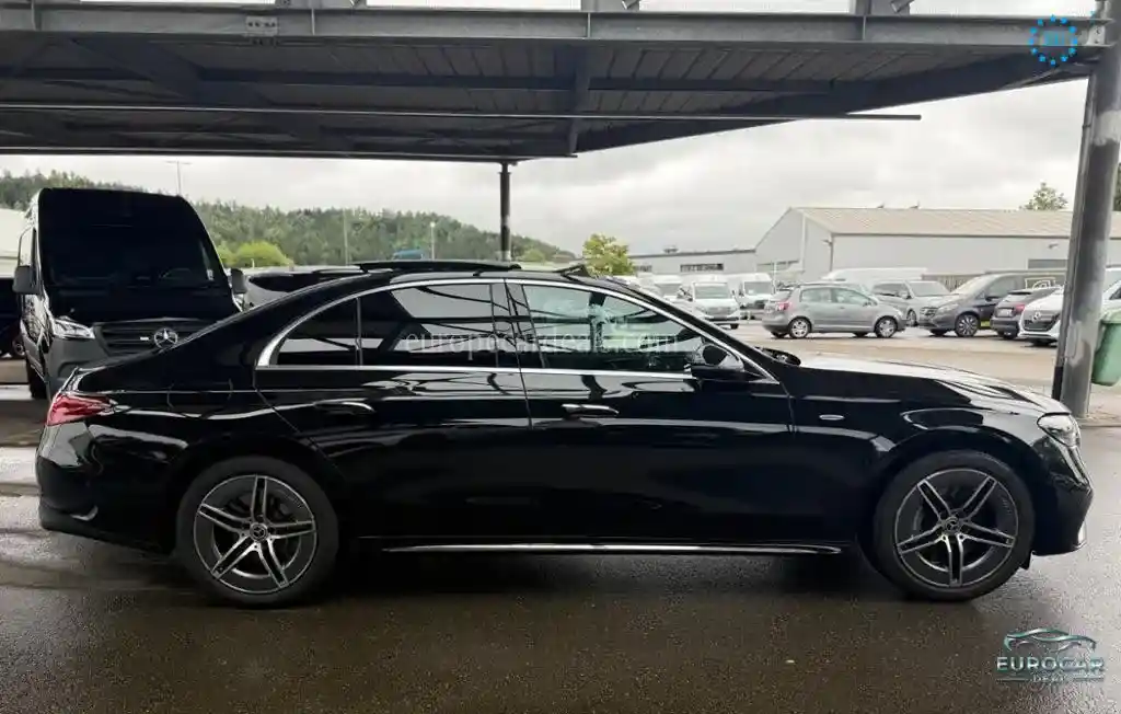 Mercedes-Benz E 300