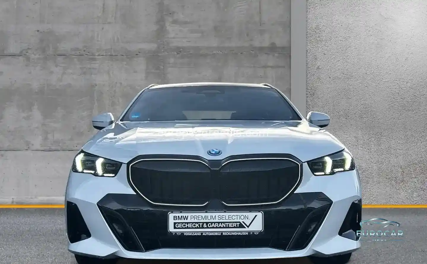 BMW 550