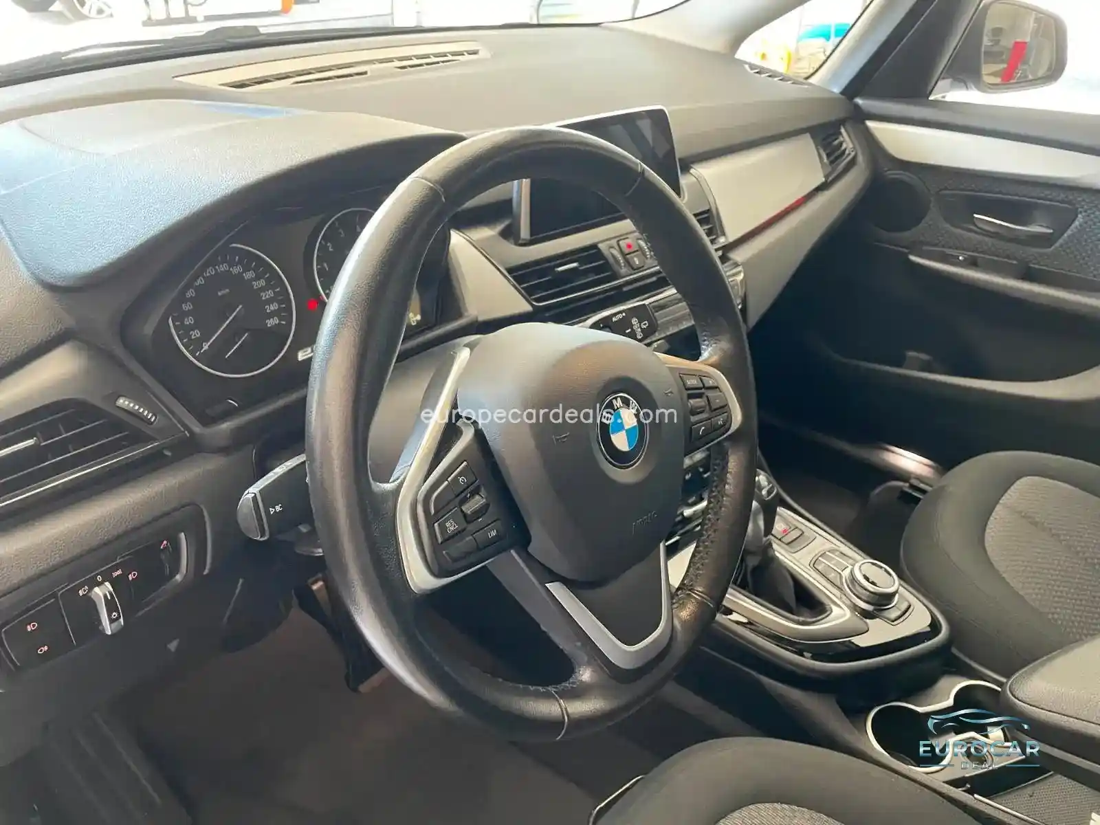 BMW 225