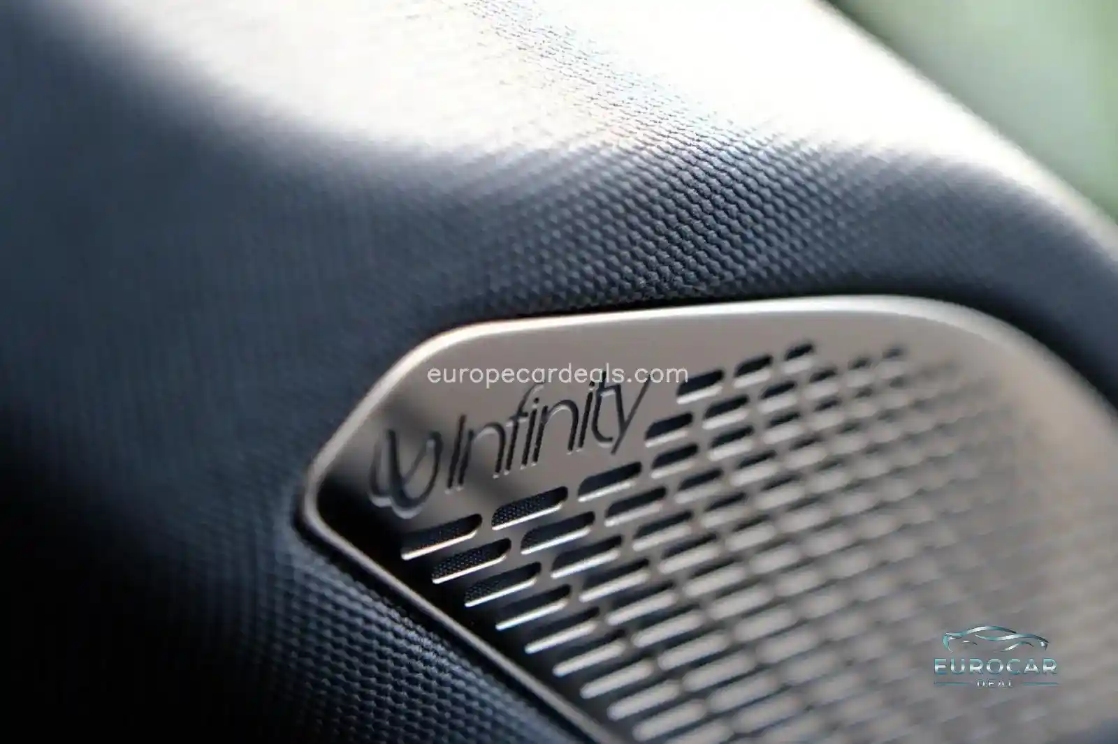 Lynk&Co 01