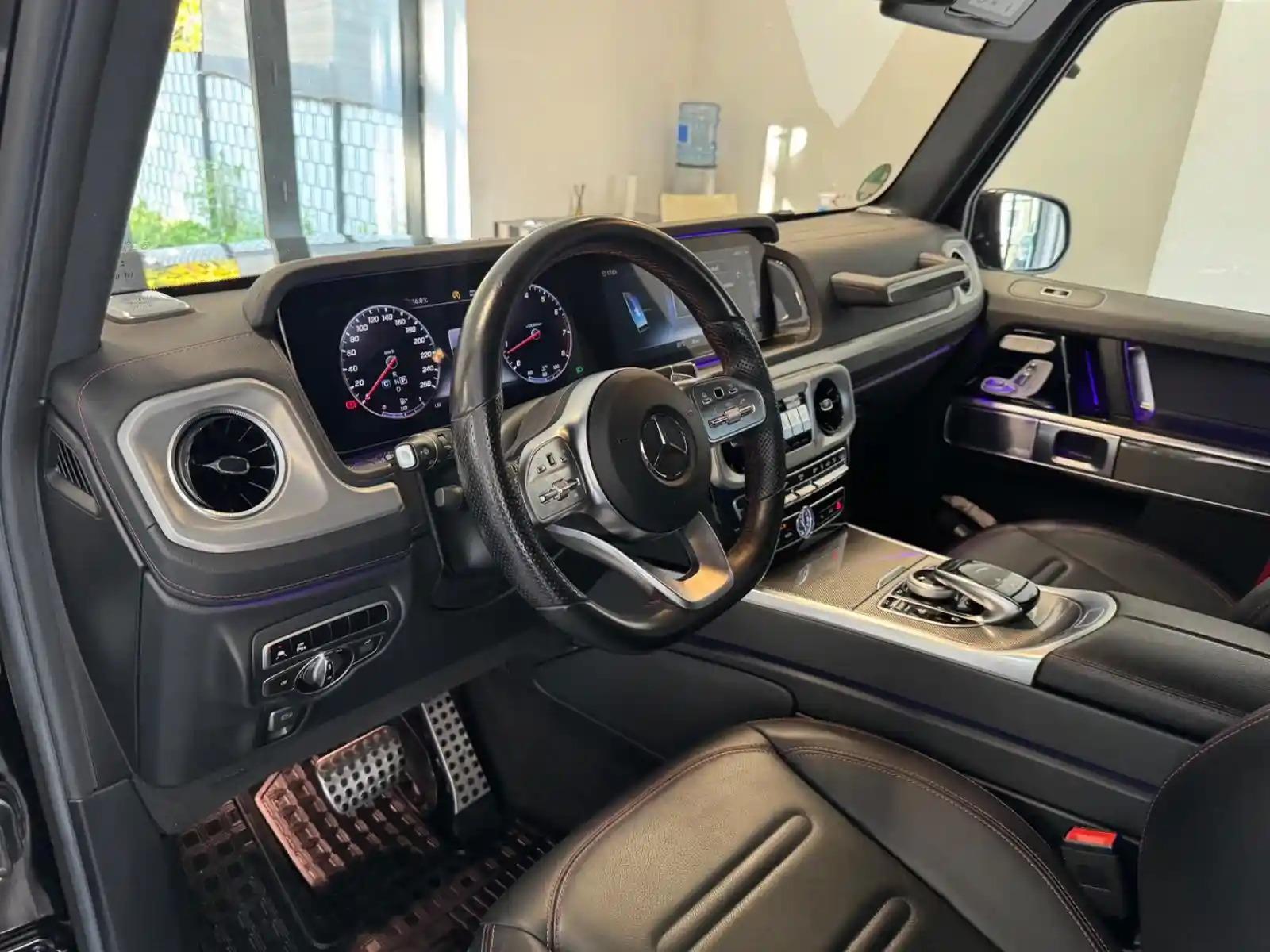 Mercedes-Benz G 500