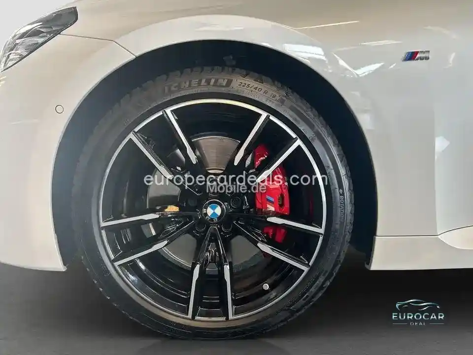 BMW M240i