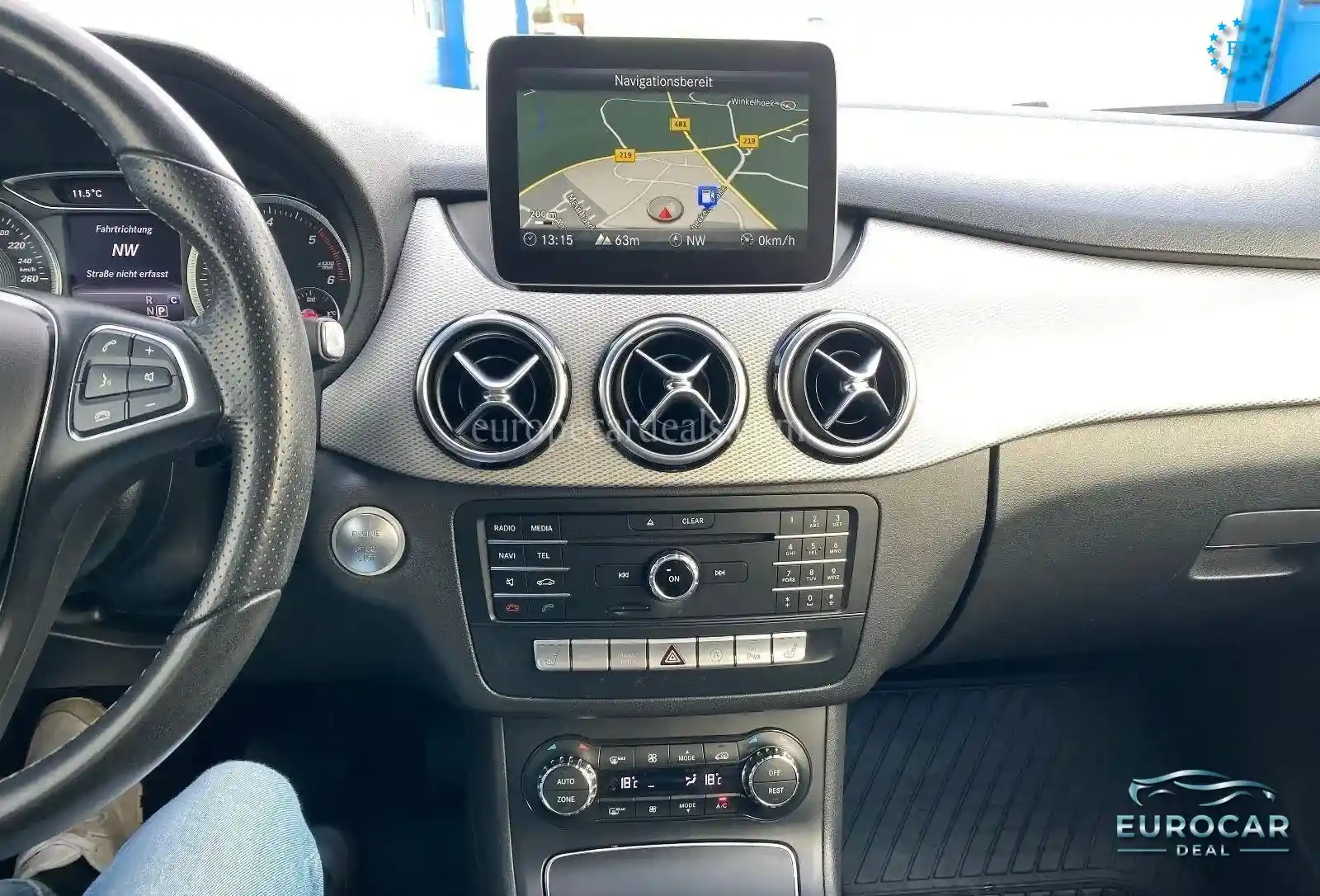 Mercedes-Benz B 200