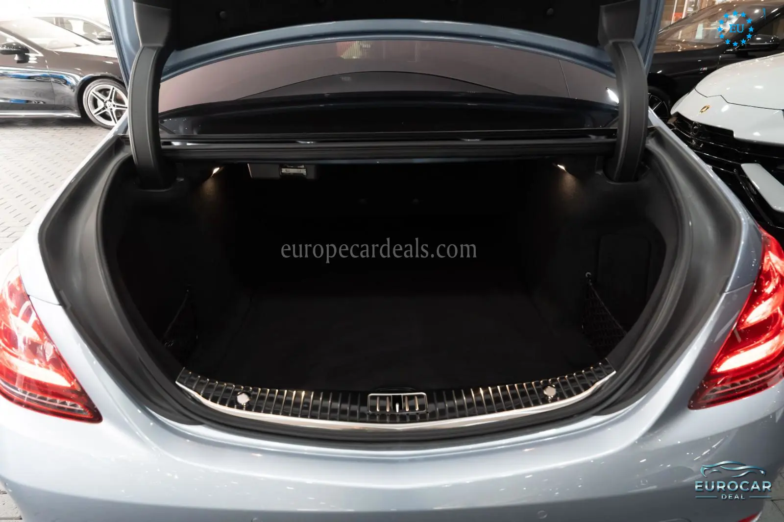 Mercedes-Benz S 560