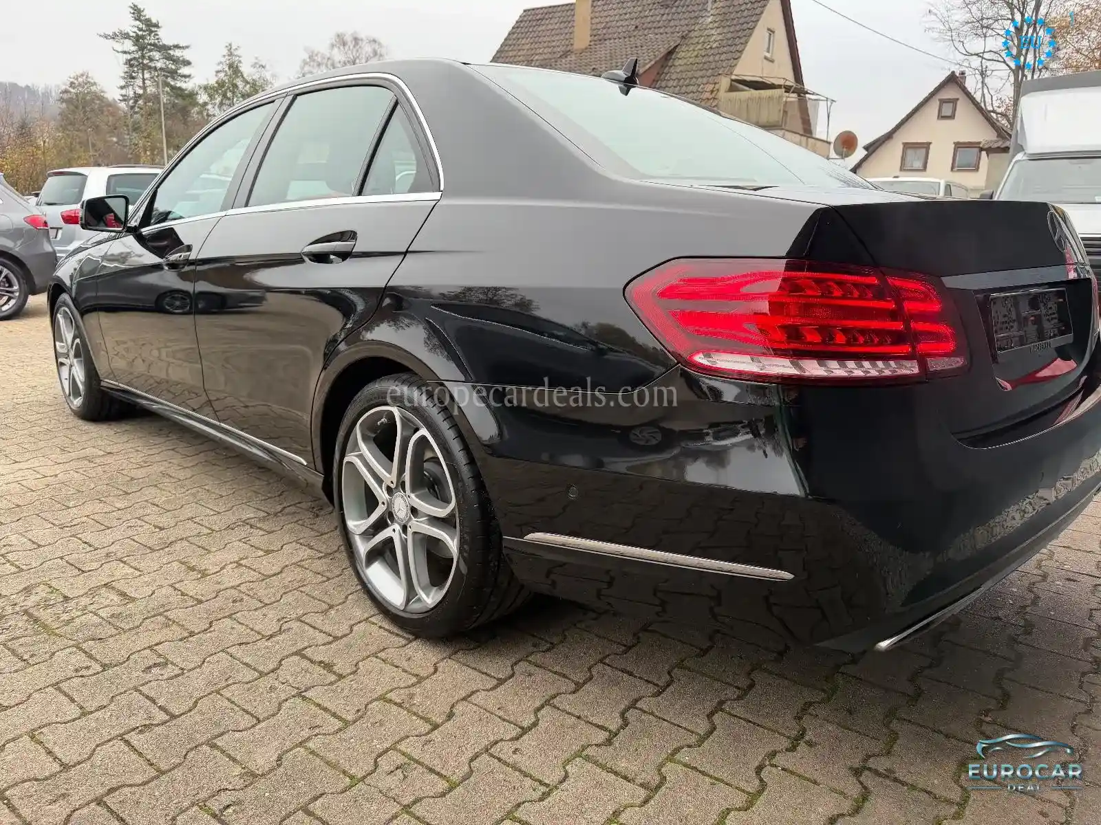 Mercedes-Benz E 200