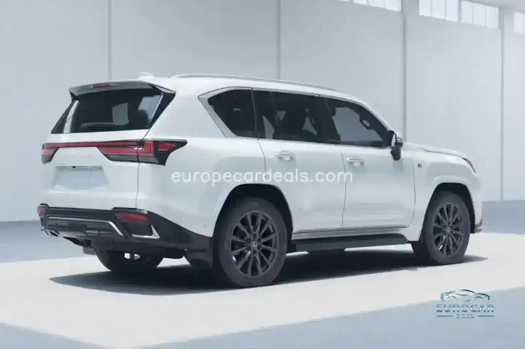 Lexus LX 700